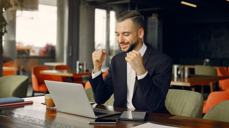 Fim de ano é hora de começar seu negócio próprio empreender ano novo